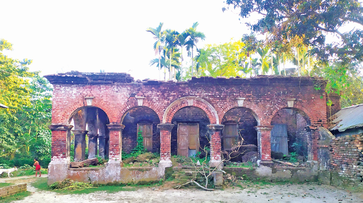 Kadirbox Mondol Mosque